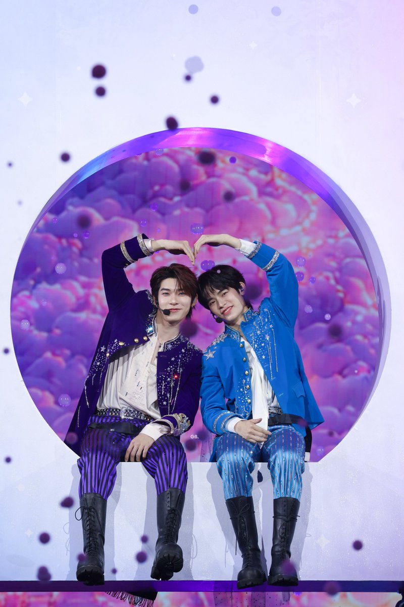 GentleBoo_'s tweet photo. สวนสนุกวันแรกเปิดแล้วค้าบ 💜🎡

DUANG GO ROUND DAY1
#DuangConcertDay1 
#twnpich #porsuppakarn 
#teeteepor #ตี๋ตี๋ป๋อ https://t.co/2NIujUVVNt