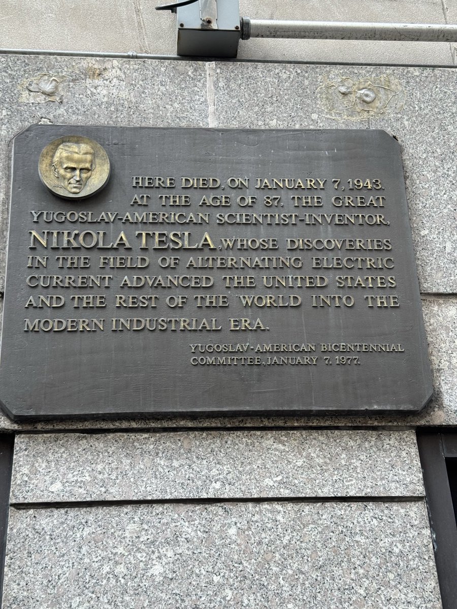 charles16e's tweet photo. A Nikolai Tesla plaque on 34th between 8th and 9th marking the location of his death. https://t.co/DumcNTU2Fp