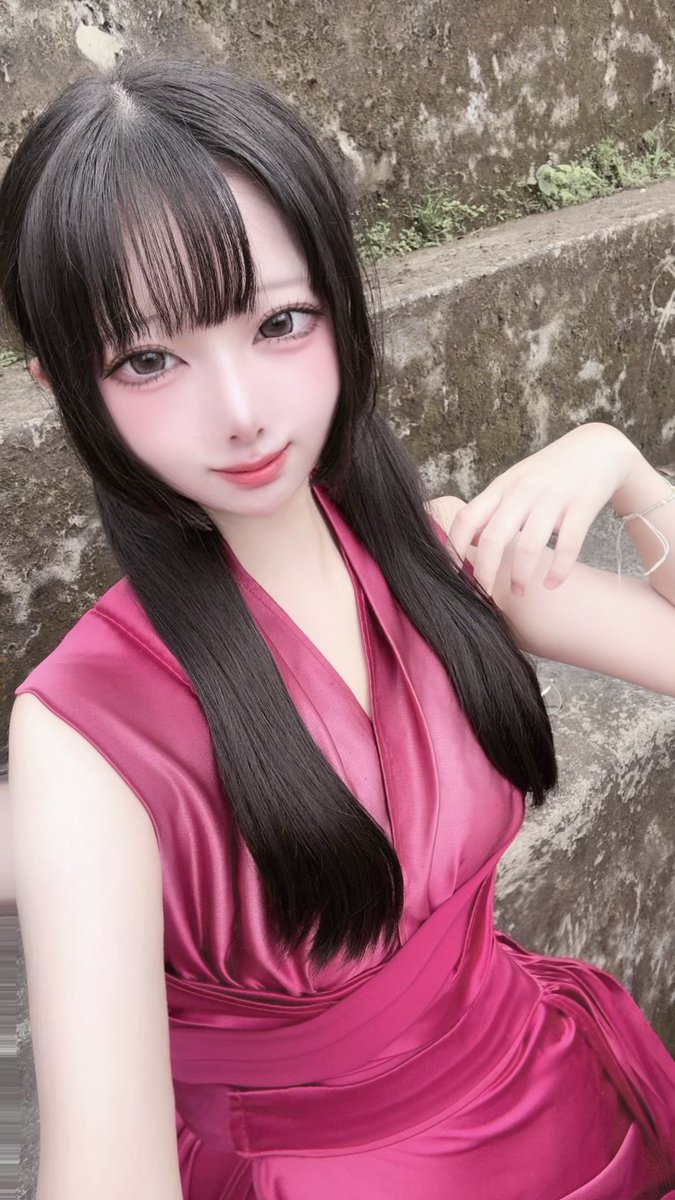 MELLOW_173's tweet photo. 今日は色んなところ行ってきたよ(⑉> ᴗ <⑉)ゞ🎀🎀寺院とかドレス着て写真撮ったり楽しかった(ﾉ”>ω<)ﾉ”♥🎀伊波ぱぺとたくさん写真撮ってるよ～！伊波ぱぺがいるから楽しさ嬉しさ二倍♥ #見ないか伊波 https://t.co/X3dzfwE72Q