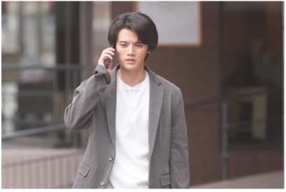 kirikoyell's tweet photo. ✨場面写真： 25歳の北村翔(藤原大祐）
キリコとの思い出をたどりながら、自分の進むべき道を歩み始める。

10月2日（金）新宿ピカデリー他全国ロードショー
#キリコのタクト
#鈴木京香　#藤原大祐 https://t.co/rIYkVHzZkw