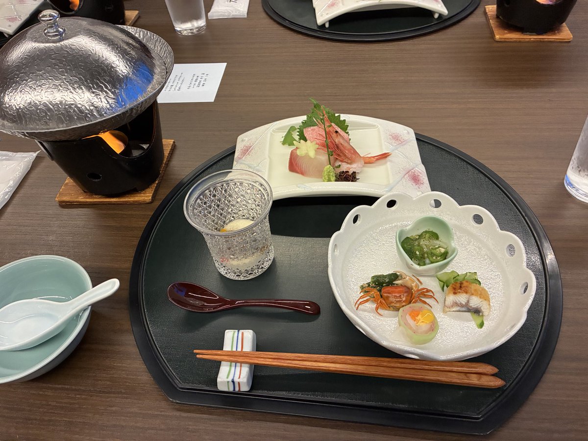 popcoonvrc's tweet photo. はこーね https://t.co/3inw32YpOC