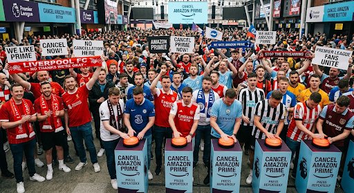 Mikemogs_08's tweet photo. Premier league fans this morning. 🤣😁🤣😁
#LFC #YNWA #Bezos #1892consortium https://t.co/IFebW2sFkK