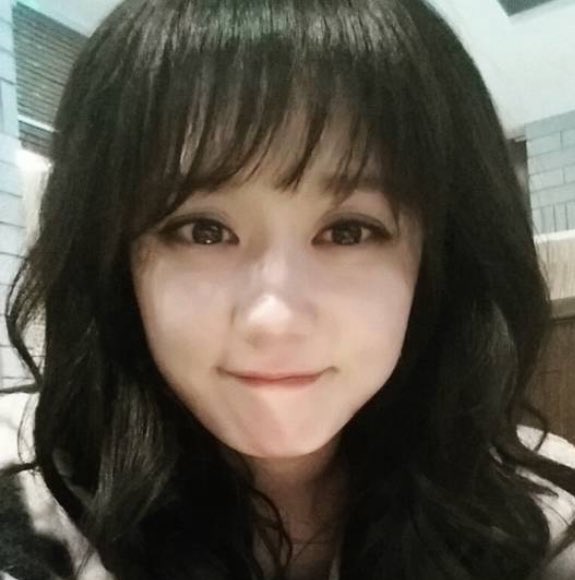 myaprilstory's tweet photo. 한미모 시절 좋은 이유
나라언니가 요런 미소녀 커요미 셀카를 오백장 말아줌 https://t.co/DKZpydVJHU