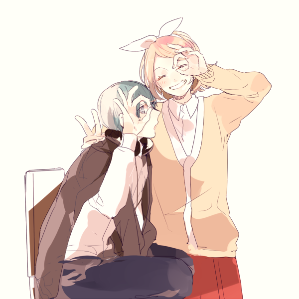 teritanana's tweet photo. 昔描いた鏡音が可愛い🐱 https://t.co/r87y0vCuql