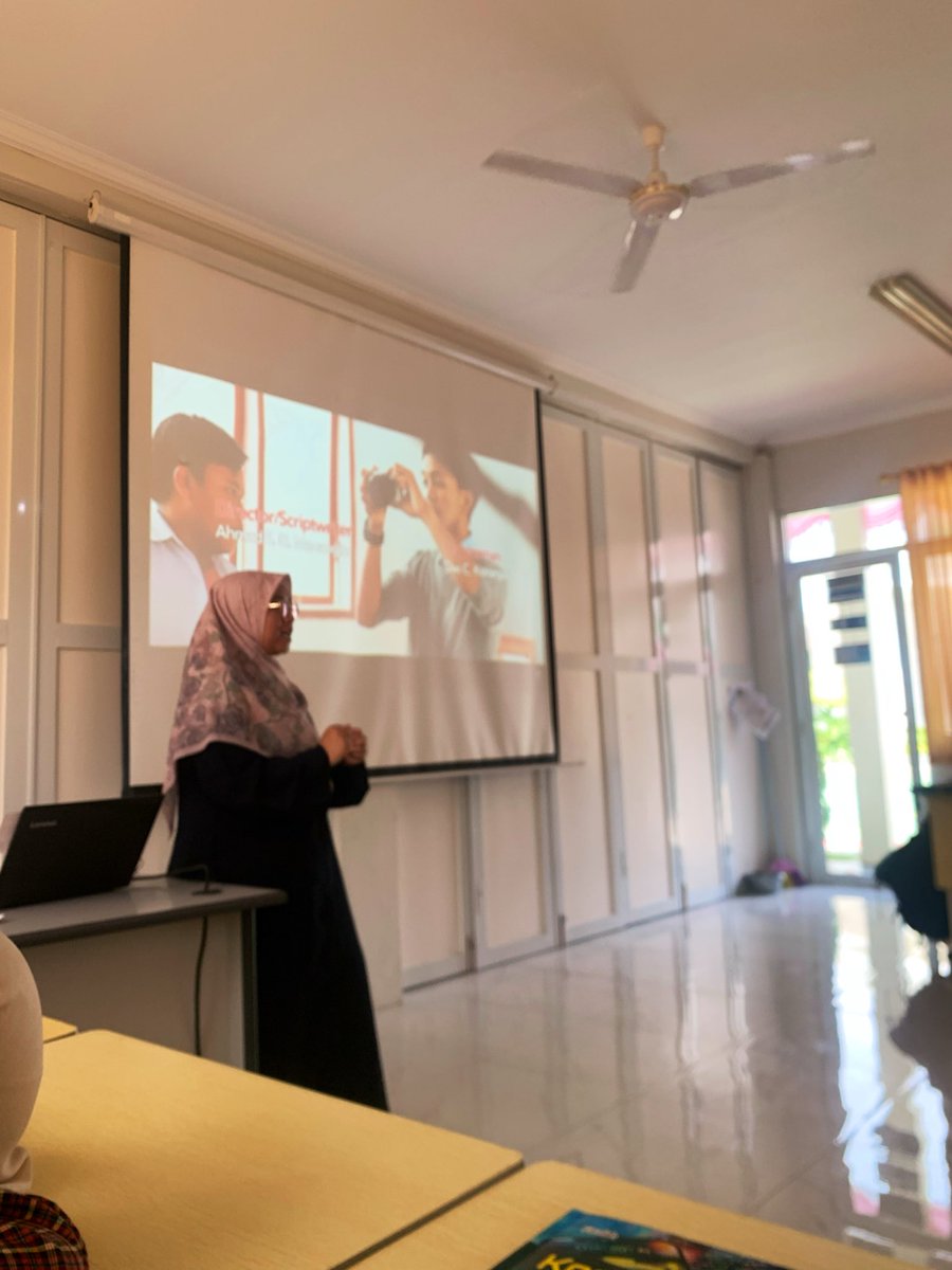 Matchubbyy's tweet photo. Dikerjaan yg sekarang bener2 diuji bgt public speaking gue 😭 https://t.co/vliZ0syAc3