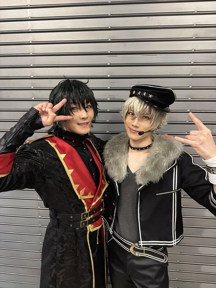 akazawa_taro's tweet photo. 『あんさんぶるスターズ！THE STAGE』
-10th Anniversary LIVE- 
兵庫公演初日ありがとうございました☺️
8年ぶりの神戸ワールド記念ホール。
たくさんの声援と笑顔に包まれながらパフォーマンスすることができて幸せでした😭
明日は、とうとう大千穐楽！
最後の最後まで盛り上がっていきましょう💪

#あんステ
#あんスタ