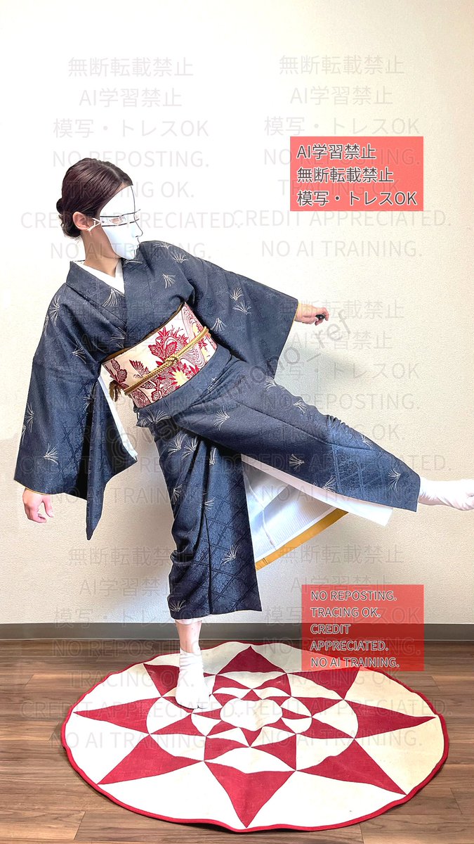 Ten_kimono_ref's tweet photo. シワの左右差はあまりなさそう👀

🌸着物・左足で蹴り、水平アングル / Kimono: Kicking with the left leg, horizontal angle

前回の蹴りの比較資料です。左足での蹴りも撮ってみました。

蹴る足を変えたからといって、着物のシワの出方は大きく変わらないようですね。
私は右足を軸にすると少しバランスが取りにくいので、その分の差はあるかもしれません💦

軸足側のシワや膝裏のシワなど、描き込みどころがたっぷりなので、前回資料とも見比��てみてください🤗