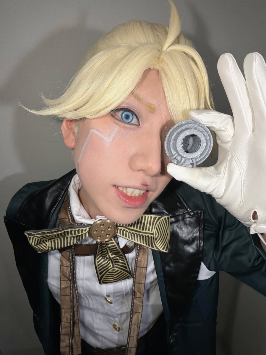 haruharuharu003's tweet photo. ルカぴやる時この表情多い📽️

#第五人格 #IdentityV #第五人格コスプレ https://t.co/3MfRx9vKaa