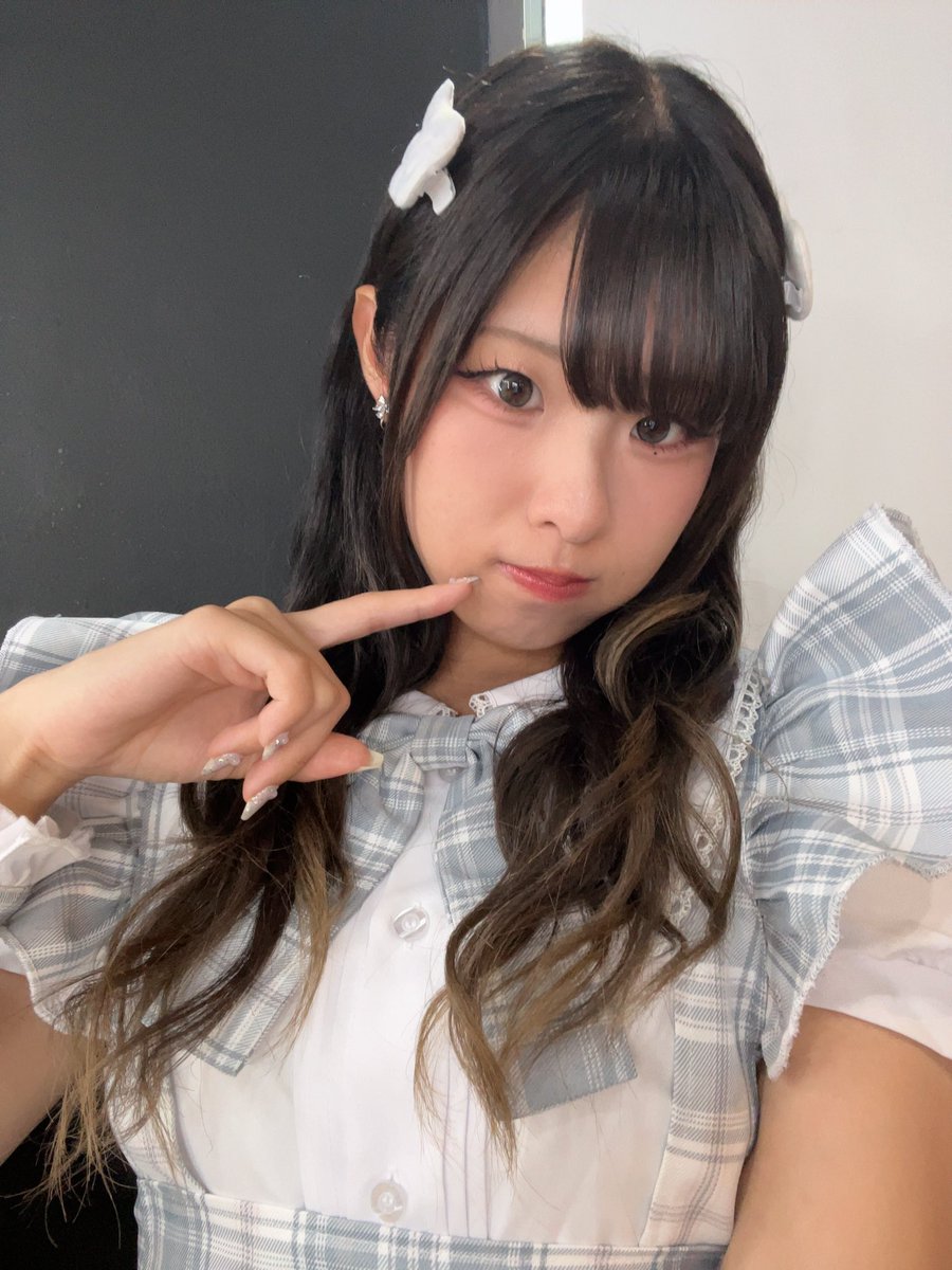 bubblyrua's tweet photo. 『パラレル方程式』ありがとうございました🤍
会場の熱気ちょー最高でした❤️🔥
Tan.San.Sui.ももっともっと頑張らねば!と元気もらいました‼️
#SpaceZero #スペゼロ #仙台 #アイドル https://t.co/MjDcYFolLX