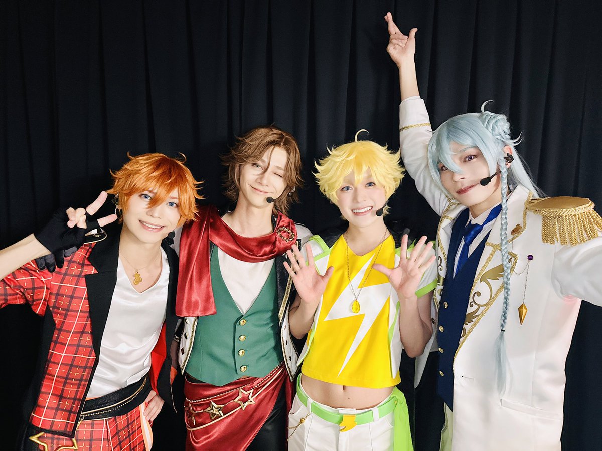 shojiro_yokoi's tweet photo. 『あんさんぶるスターズ！THE STAGE』
-10th Anniversary LIVE- 
神戸公演初日、ありがとうございましたぁぁぁぁ⭐︎

皆でこの場所に来れることができて本当に嬉しいなぁ。
明日はいよいよ最終日、最後までもりあがっていくぞぉぉぉぉ！！！

#あんステ
#MaM https://t.co/M8pKO5vJ8x
