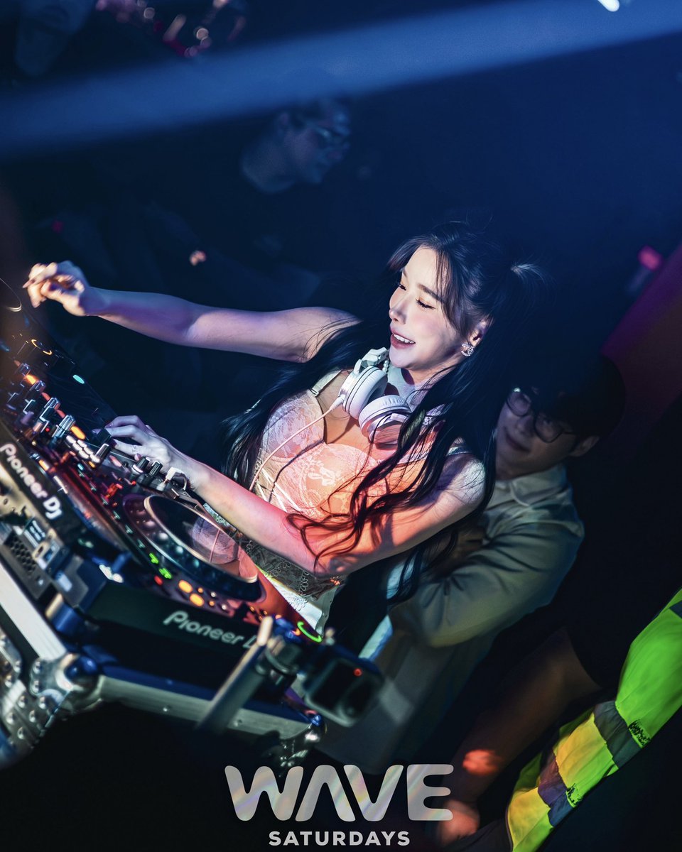 AmberNa12's tweet photo. Sydney, you gave me a night I’ll never forget🇦🇺❤️
Thank you for the incredible energy, the smiles, and every single moment we shared on the dance floor. Your support means everything to me, and I can’t wait to be back again😍
Until next time✨🎧
#DJAMBER https://t.co/Qzx6Pt5z24