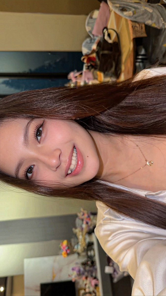 Heru_satyaa's tweet photo. Cantik 🤍💐 @_shaniagracia31 https://t.co/bVqQxoaYBC