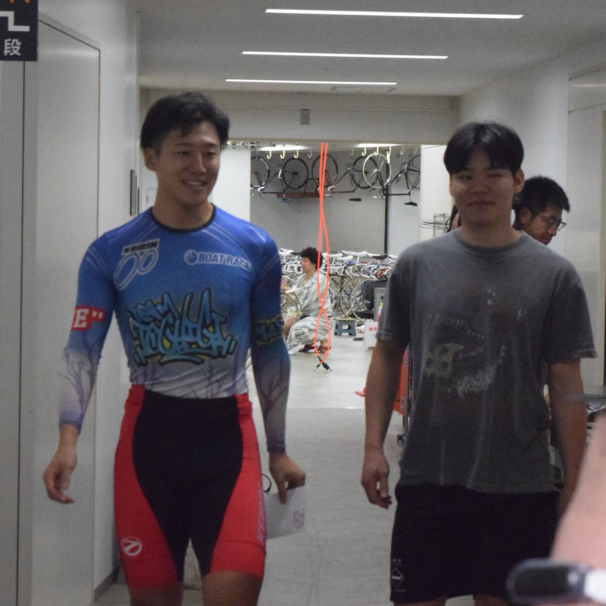 sponichikeirin's tweet photo. 【#松山競輪 ＧⅠ #オールスター競輪】

☆決勝並び☆
①#石原颯―⑨#犬伏湧也―④#松本貴治―⑥#佐々木豪
②#真杉匠―⑤#吉田拓矢―⑧#守沢太志
③#古性優作
⑦#清水裕友 https://t.co/ZCYR8h8xoM