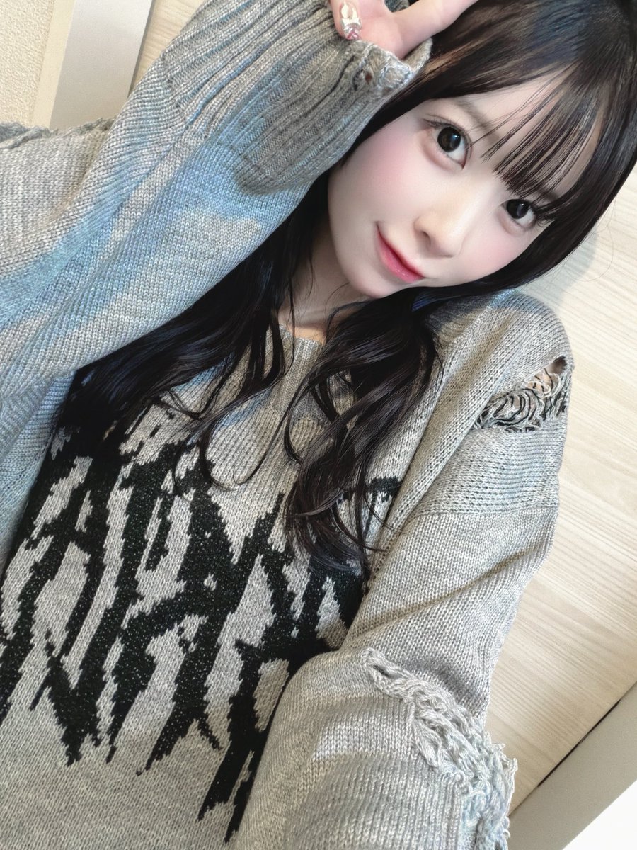 roa666's tweet photo. 毎日、ろあちゃんの素敵な写真を載せていきます！
もっともっと、ろあちゃんの事が好きになるはず！

ろあちゃんの応援よろしくお願いします(o･ω-人)

楠ろあアカウント⬇️
@TOT_roa 

TikTok⬇️
https://t.co/guQujG4OnM…

#楠ろあ https://t.co/vOITh8cbDp