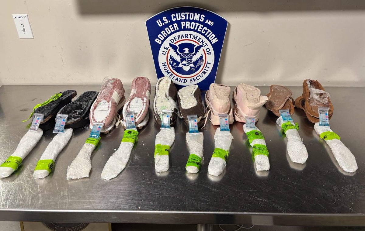 Raggahmufinzent's tweet photo. CBP officers at Fort Lauderdale-Hollywood International Airport seized more than 1.3 kg of cocaine concealed in the soles of several pairs of shoes during a baggage inspection on a flight arriving from #Jamaica

CBP says the case has been accepted for federal prosecution #August https://t.co/oL38JXf1uV
