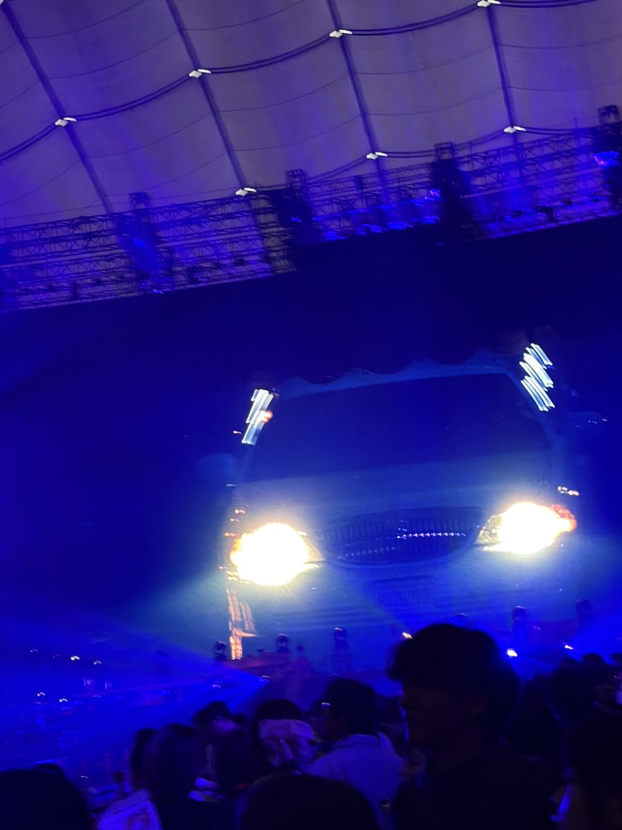asucoro's tweet photo. セカオワのライブ｢THE CINEMA｣最高すぎた👏
登場から凄い‼️そしていつもながら演出も👏
セカオワらしさ満載のステキなライブでした😭😭もうセカオワのライブ行きたい…

#SEKAINOOWARI
#セカオワ
#TheCinema
#東京ドーム https://t.co/p6VcTnYCno