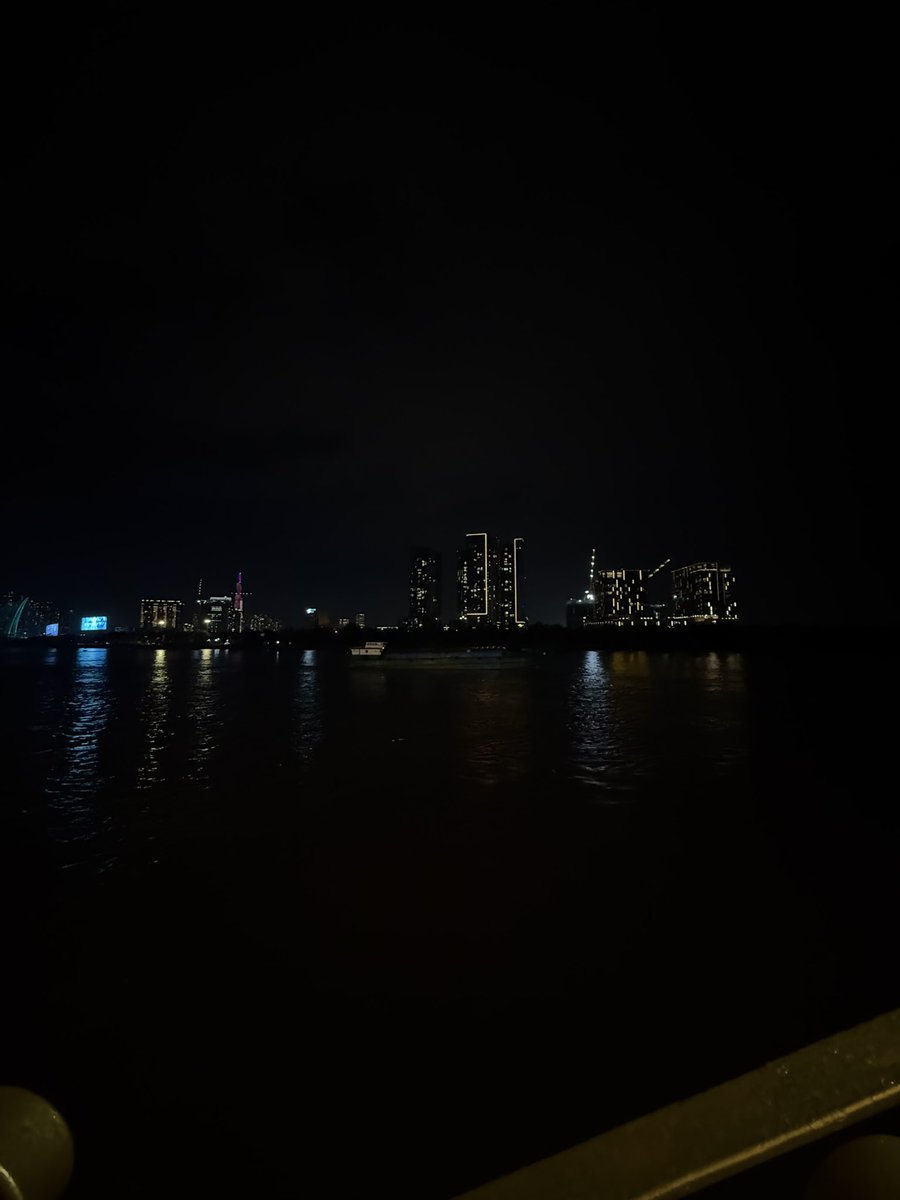 zhi9779's tweet photo. 帶你們看一下越南 https://t.co/2jC7iqsseh