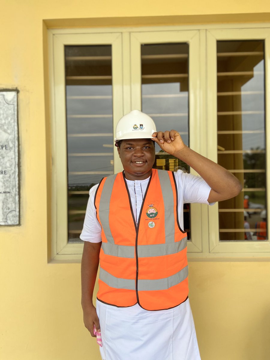 Bless_Dubem's tweet photo. INDUCTED INTO NSE &amp; COREN TODAY 
GMNSE AEROSPACE ENGINEER 👷🤍🍀✅.
Second Class Graduate Aerospace Engineering Lagos State University Lasu 
#NSE  #Lagos #trendingréels https://t.co/ELdkH9S3gk