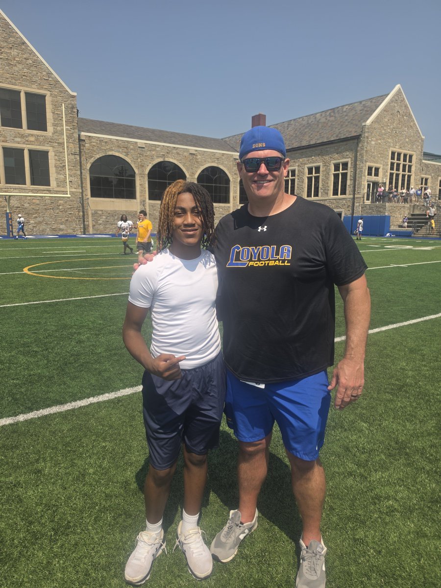 LukeLocker14's tweet photo. Attended @TouchdownDons 1st scrimmage of the year. Appreciate the team and @CoachRichHolzer for the experience. https://t.co/j1pX3kYU9X