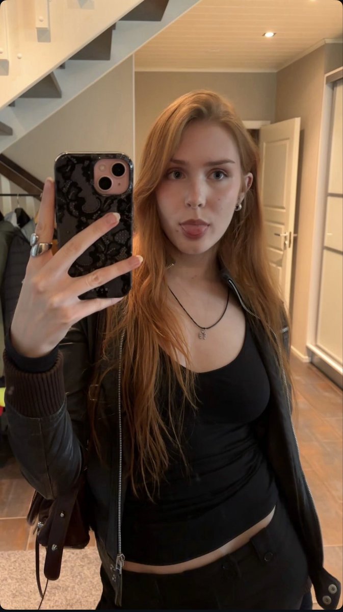 ioannababe's tweet photo. How do I find guys with nice cocks to cum tribute me? #cumtrib #cumtribute https://t.co/bZ9efWQEwN