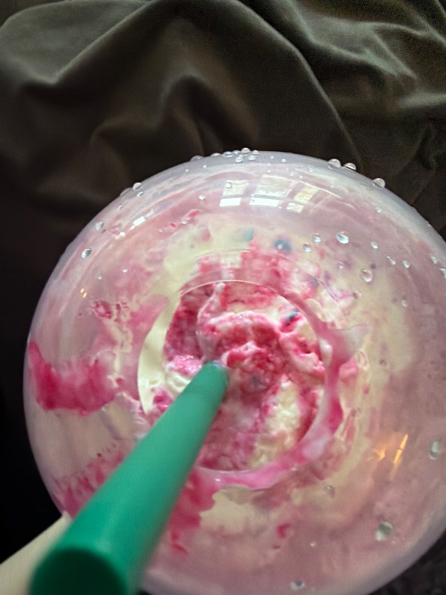 icingfilled's tweet photo. Drink https://t.co/pNGOe8V5Ln