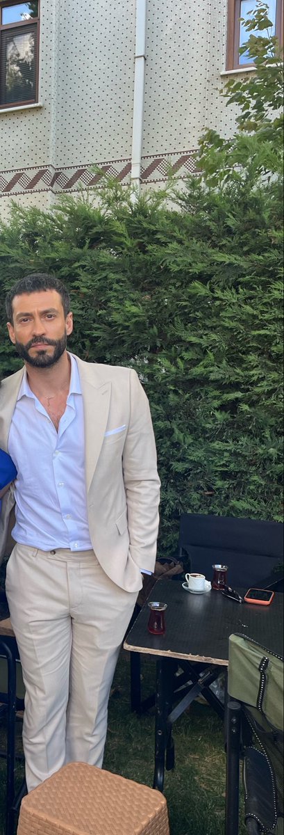 gdlceld2's tweet photo. #EkinKoç #MuhtemelAşk https://t.co/vvcU4duLHh