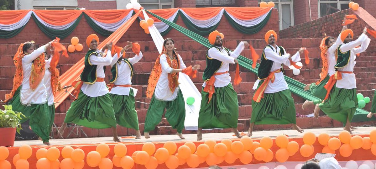 aAjitSharma's tweet photo. जे.सी. बोस विश्वविद्यालय, फरीदाबाद में 80वां स्वतंत्रता दिवस देशभक्ति एवं उत्साह के साथ मनाया गया

#KhabarSabki https://t.co/VA70GH3A5C