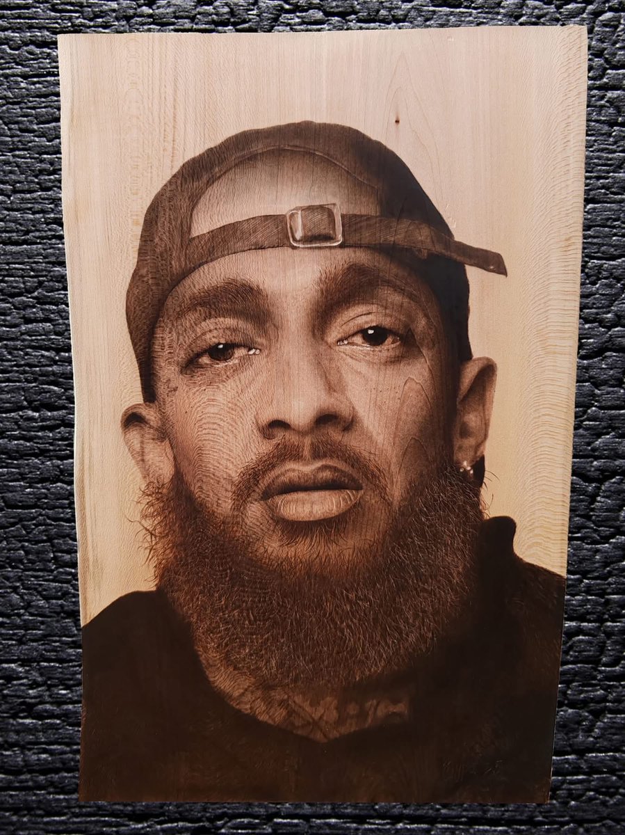 tmj5tatted's tweet photo. Happy birthday #Nipsey41 👑 https://t.co/xsy45s8798