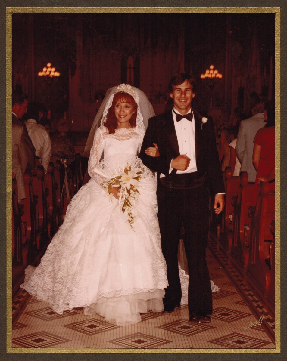 GregAbbott_TX's tweet photo. 45 years later and she's still my best friend. 

Happy Anniversary, Cecilia! https://t.co/wwevKXyV94