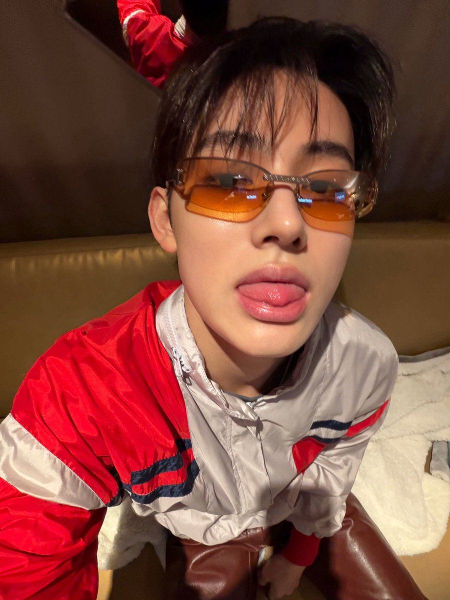 eomseanied's tweet photo. HIII COERS !! 🤍

i am looking for COER moots !! but any fandom is welcome !!

• new to #coertwt
• she/her, not minor
• seonghyeon biased !! 🦊

♡  /  ↻  are  appreciated, thank you!

#kpoptwt #stantwt #cortis #성현 https://t.co/eYM9gHdUke