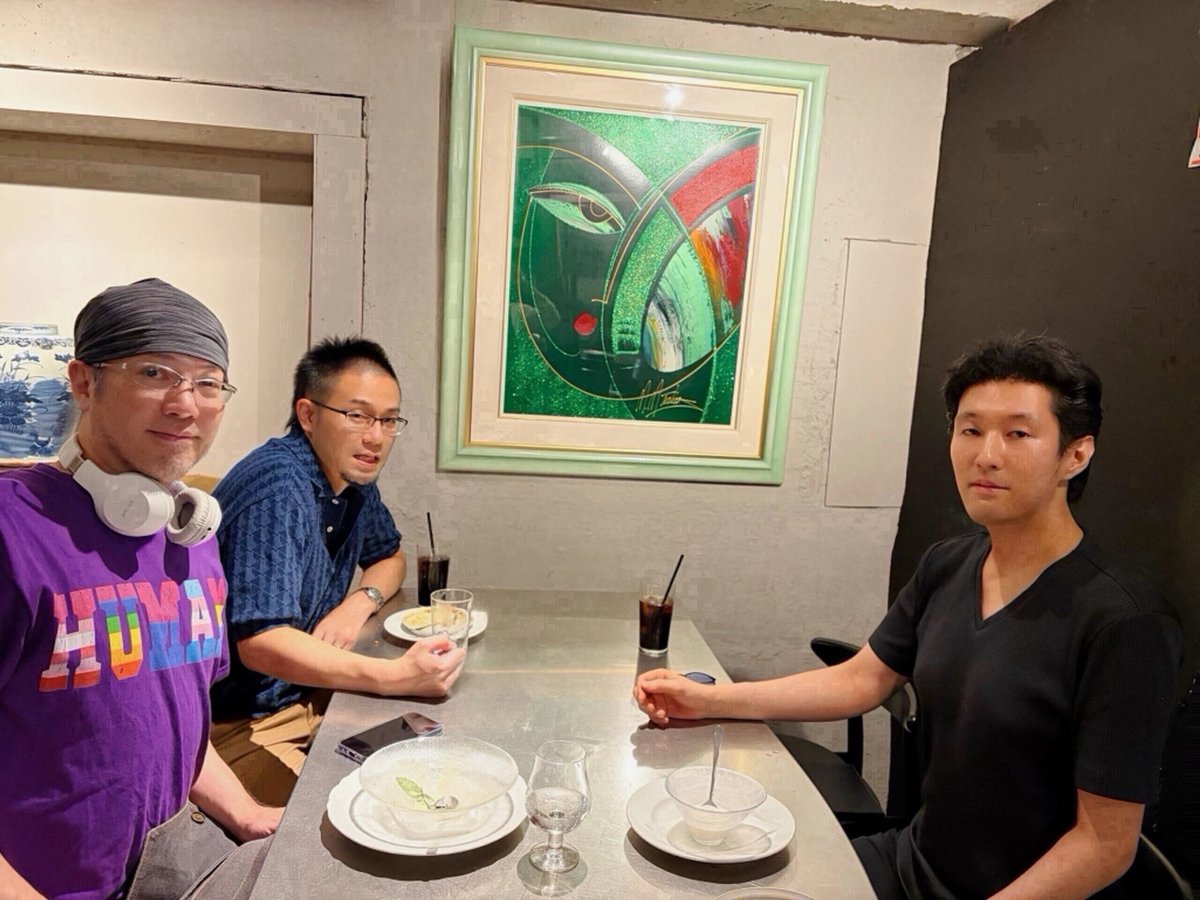 koki_ando0516's tweet photo. 北村一真先生、小池陽慈先生とPASSAGEとお茶、食事をご一緒しました。とても有意義で楽しかったです📘
#PASSAGE https://t.co/exf4LHhA8n