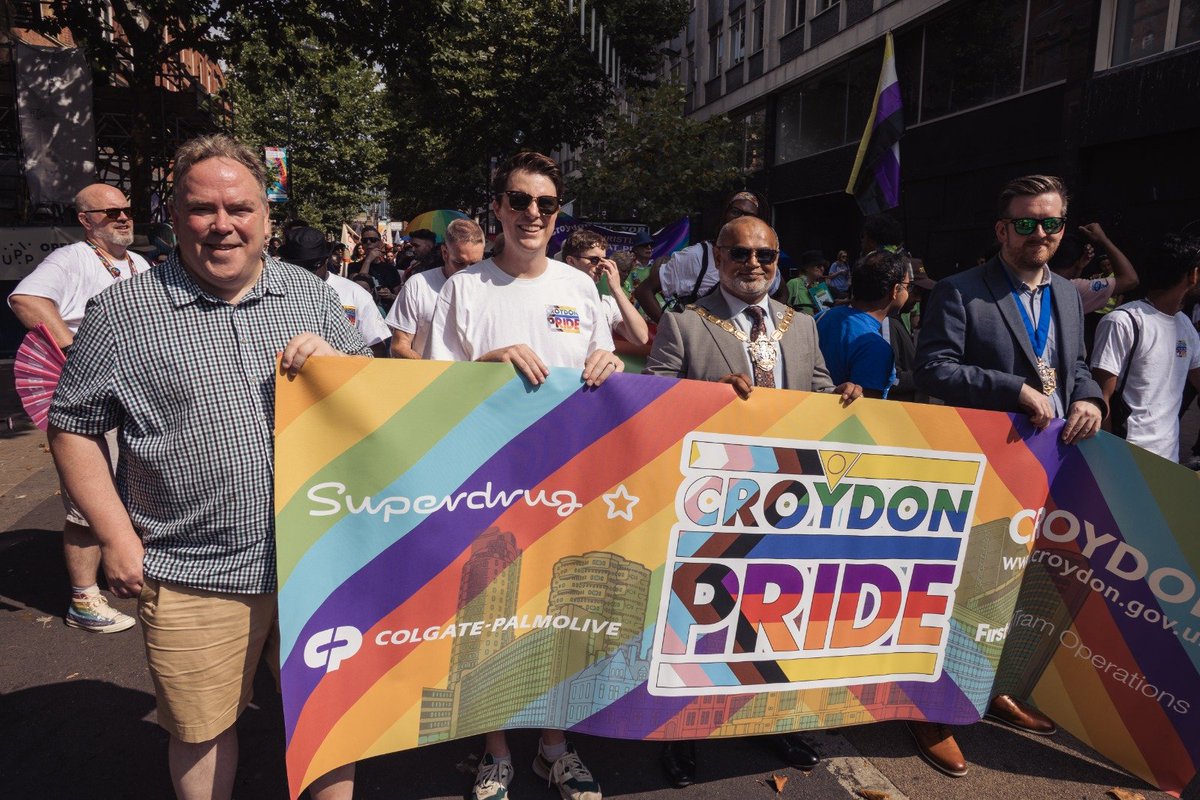 yourcroydon's tweet photo. The Croydon Pride Parade came THROUGH today β colour, glitter, sunshine, and vibes π
The energy was unreal, and it continues this afternoon @boxparkcroydon. Tickets are still available, so we hope to see you soon!
#croydonpride @croydonpride @culturecroydon https://t.co/K6EjDEUAwY