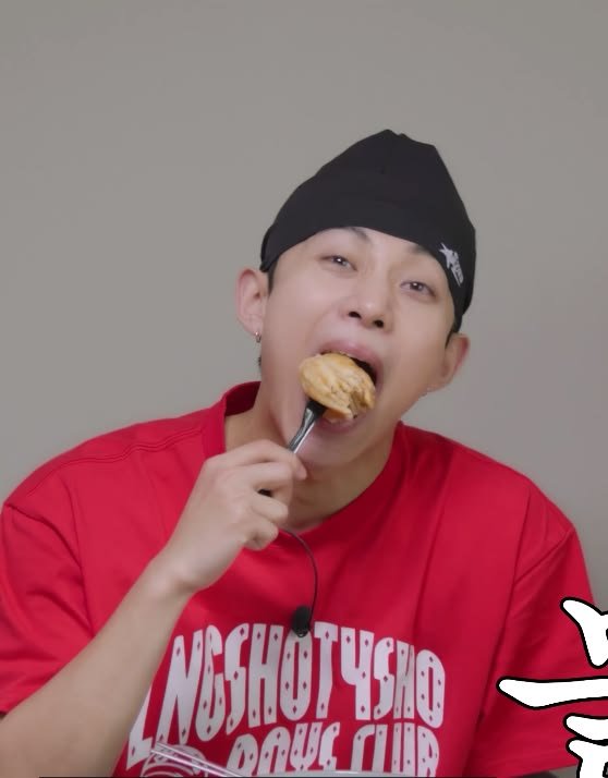 ahtarya's tweet photo. Izinkan gua rehat sejedag untuk makan. https://t.co/F7zYTIJupT
