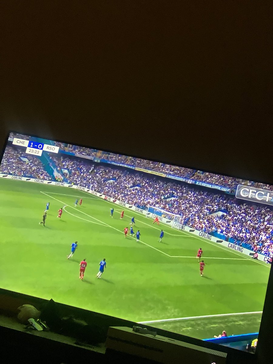 Deenbowwow's tweet photo. @ChelseaFC @travis_xxx13 Enjoying it already for free😄 https://t.co/nJv6gBSqQw
