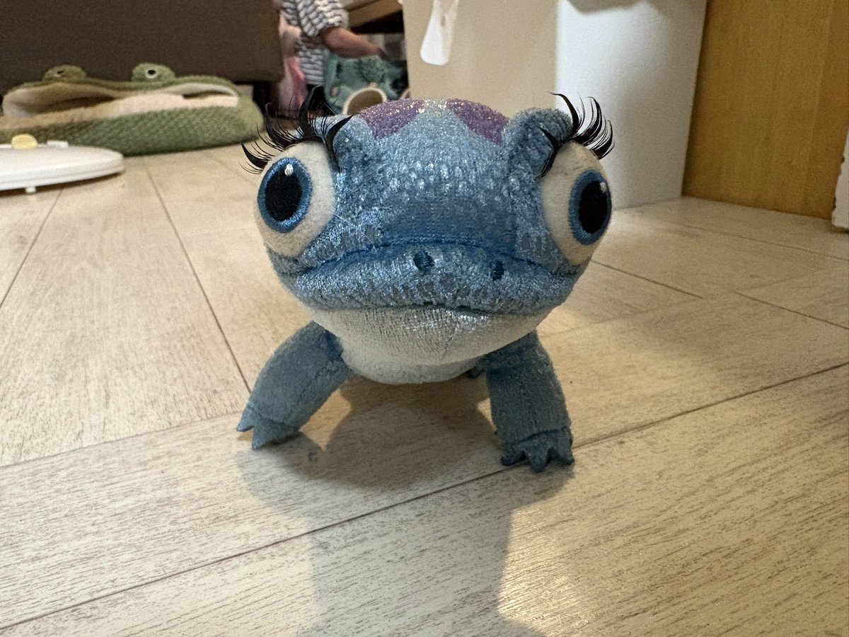 yu_cha95's tweet photo. 私よりつけま似合ってておもろい https://t.co/6EKhp7XPd7