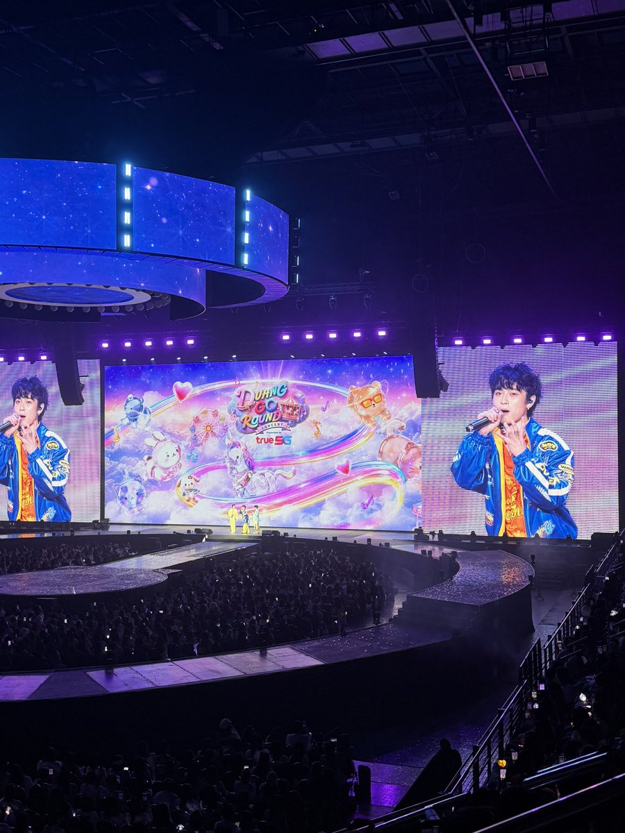 Copper_phrt16's tweet photo. มาเช็คอินดูทุกคนแล้วคับบบ

#DuangConcertDay1
#copperfifa https://t.co/uP3t6FRvLD