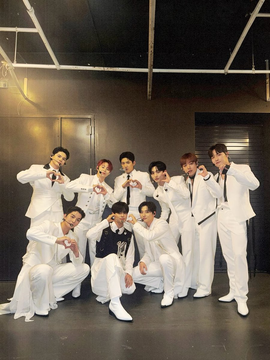 delight010129's tweet photo. ✨️이대휘 공식 인스타그램(휘소식) 🆙️✨️

『9년만에 KCON 🩵✨』

🔻링크🔻
➡️https://t.co/g1Lhm3E36t

❤️하트
💬댓글
고고💨

#이대휘 #대휘 #LEEDAEHWI #DAEHWI #イデフィ #デフィ #李大輝 #AB6IX #에이비식스 #딜라잇 https://t.co/HL8SM4ENv9
