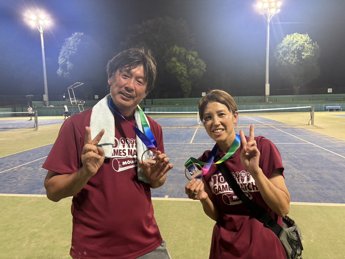 fmmolkky's tweet photo. ナイトモルック世界大会
最終結果
🥇七転びフィンランド
🥈レソト王国反王政派
🥉JAPAN
テニスコートでのナイトモルックはコートも投げやすく楽しくできました!
また、いつかここでナイトモルックできたらと思います。
ワールドカップからナイトモルックまで参加の方はお疲れ様でした✨ https://t.co/sAB2GRUc4R
