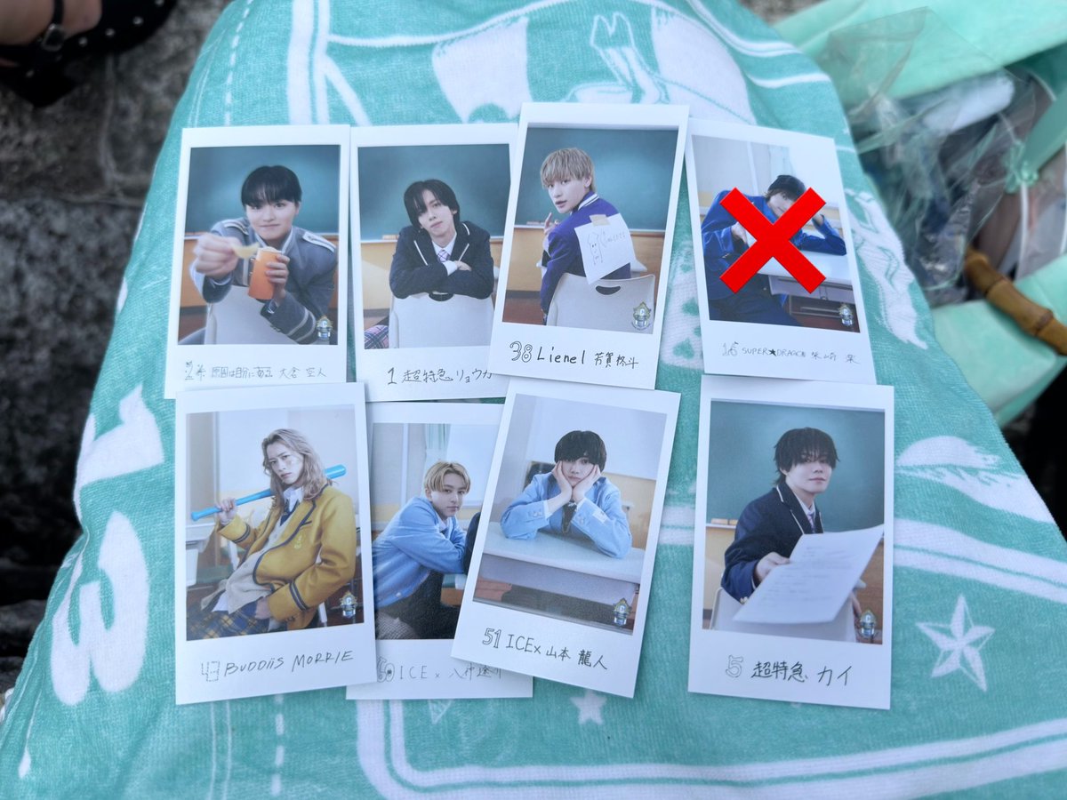 7_ak_ra's tweet photo. EBiDAN THE LIVE 2026 15th Anniversary エビライ エビダン ランダム グッズ 交換 隣の席

【譲】画像

【求】田中洸希（後、左）

エビライ16日お手渡し可能です。
お心あたりのある方がいらっしゃいましたらお気軽にお声掛けください。 https://t.co/BosITwspYn