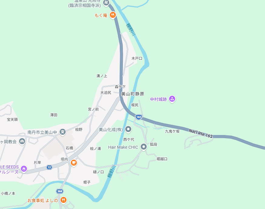 jianzijun381019's tweet photo. @Shou862 かなりの下りのカーブなんでこれくらいは許容範囲。どうせ見通しの悪いカーブなので追い越すべきではない。見通しのいい区間まで待って抜けばいいだけ。危険な追い越しを防いでくれてる。あと運転者のスマホ撮影であれば違法運転。 https://t.co/hrL0eiOsC3