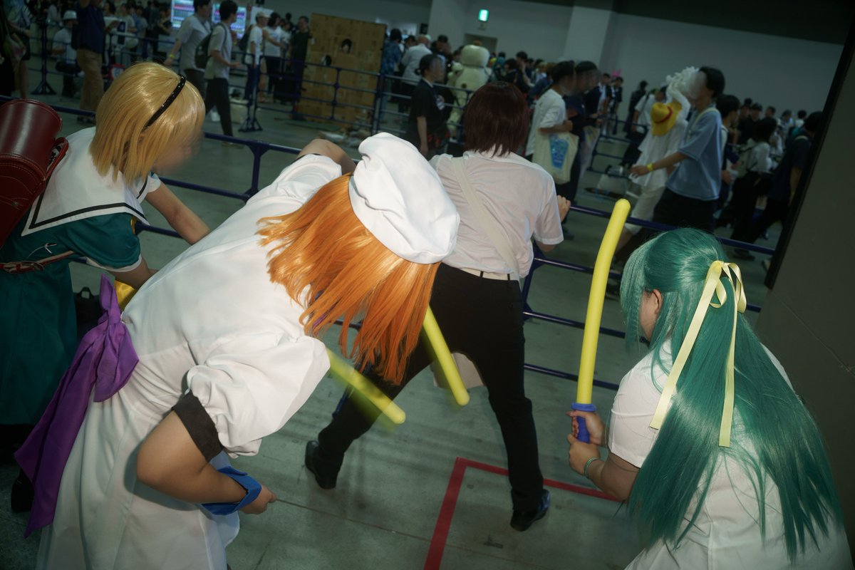 haruta_mona's tweet photo. 【ひぐらしのなく頃に】圭一VS.レナ(まるで実写)

---
やっぱり今回もダメだった。
結局、圭一はしばかれる。
これはもう、決まっている事なのよ。
---

オフショだけど可愛かったからアップしちゃう✌️ww
※タンクトップ小隊のコスプレです
 #c108 
 #C108_cos 
📸@MrPilipo さん https://t.co/xJYcYTGRUh