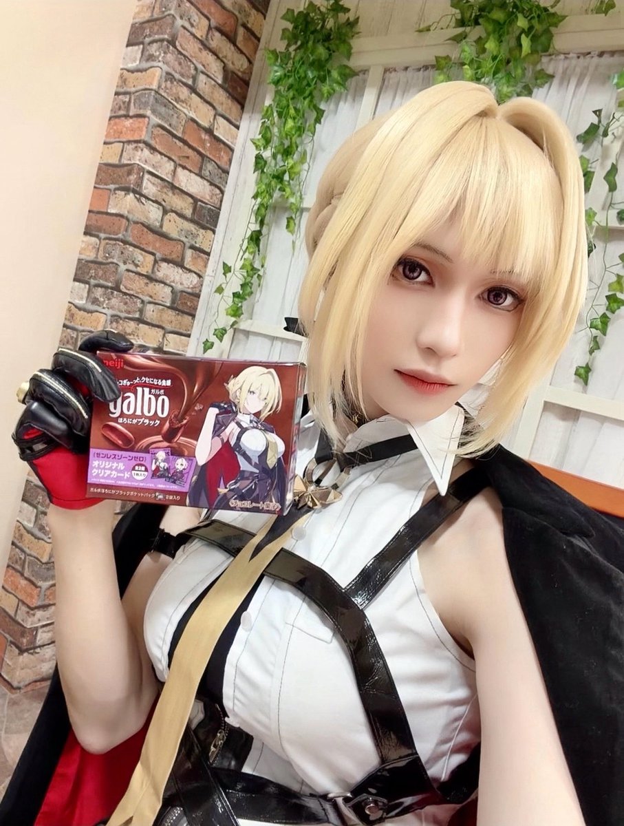 reitougani_8's tweet photo. コスプレで念願のツーショしてきた！ https://t.co/nU3C5XJQVM