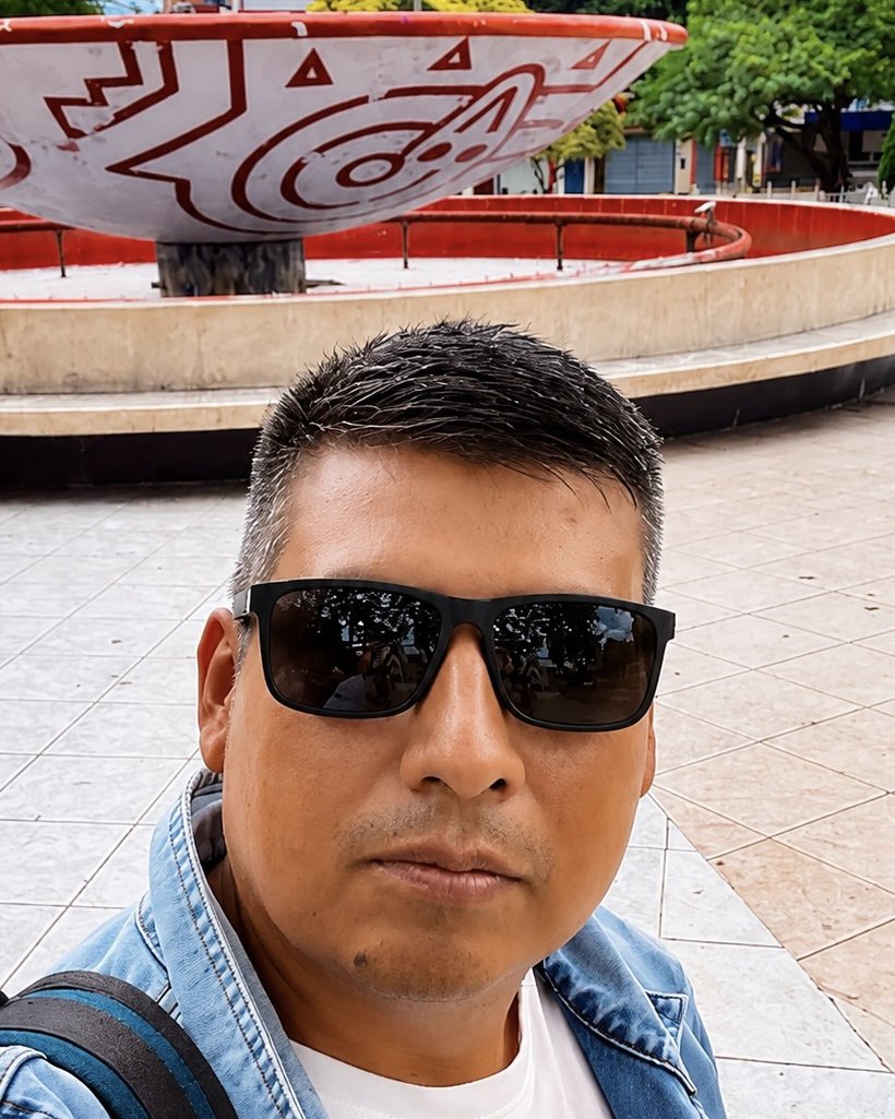 frantzizco's tweet photo. A veces no necesitas un lugar perfecto, solo disfrutar el momento, mirar alrededor y agradecer estar aquí. 😎☀️ Cada instante tiene su propia historia. 📸✨ #Momentos #Viajando #BuenaVibra https://t.co/1p2dSRP5oy