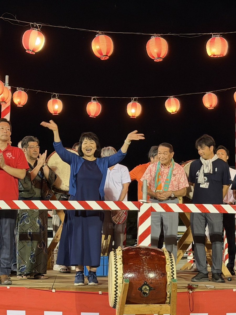 oh2kaq3ko's tweet photo. 吉良ふるさと盆おどりへ行ってまいりました。
里見りゅうじ参議院議員　中村けん西尾市長　松崎りゅうじ議長　神谷実行委員長　みなさまと一緒に盆踊りを楽しみました。　
　#里見りゅうじ　#西尾市 https://t.co/guW8d6b30m