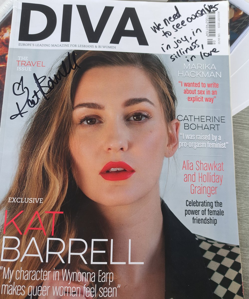 ThistleRainbow's tweet photo. 🥰🫂
#WynonnaEarp #KaturdayWE #E4L #Earpfest #Witchbomb https://t.co/5hAeFC5Prk