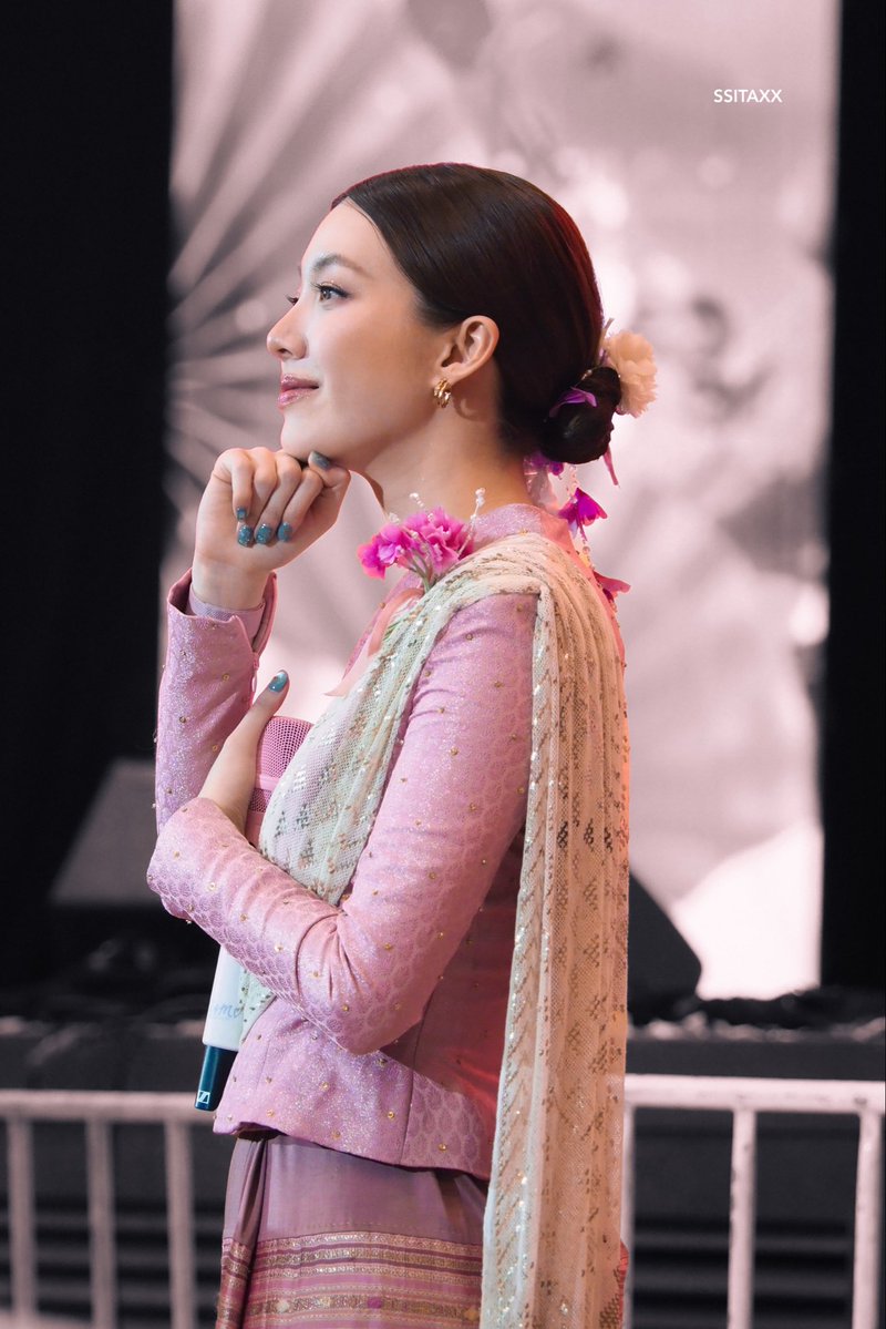 SSITAXX's tweet photo. สมแล้วที่โฆษณาชิ้นแรกคือไทยสมายล์อะ สวยมากกก 🥺

LINGORM THAILAND FANTOUR
#LingOrmChiangMaiFanMeet https://t.co/vog0hCpS0N