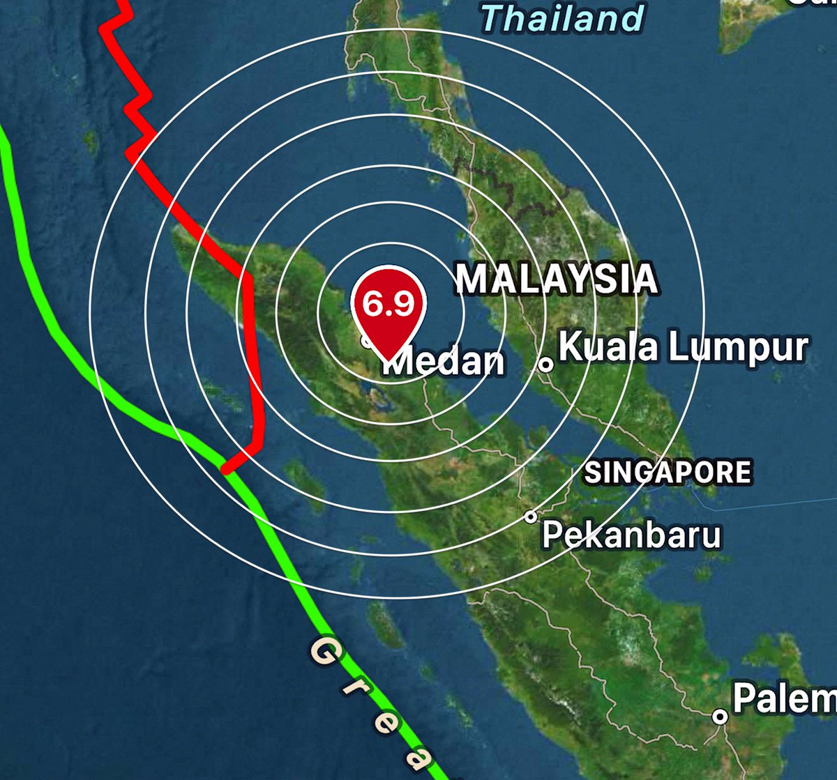 MrMBB333's tweet photo. On the heels of yesterday’s huge M7.7 earthquake in Eastern Indonesia, another big earthquake has just struck in Sumatra measuring M6.9.

These two massive quakes were just 13 hours apart. This is a new event and there may be aftershocks.

Yesterday’s M7.7 has triggered over 30 aftershocks and counting. There might be aftershocks with this strong earthquake as well. 

Stay tuned for more updates.
#earthquake #indonesia #sumatra #MRMBB33