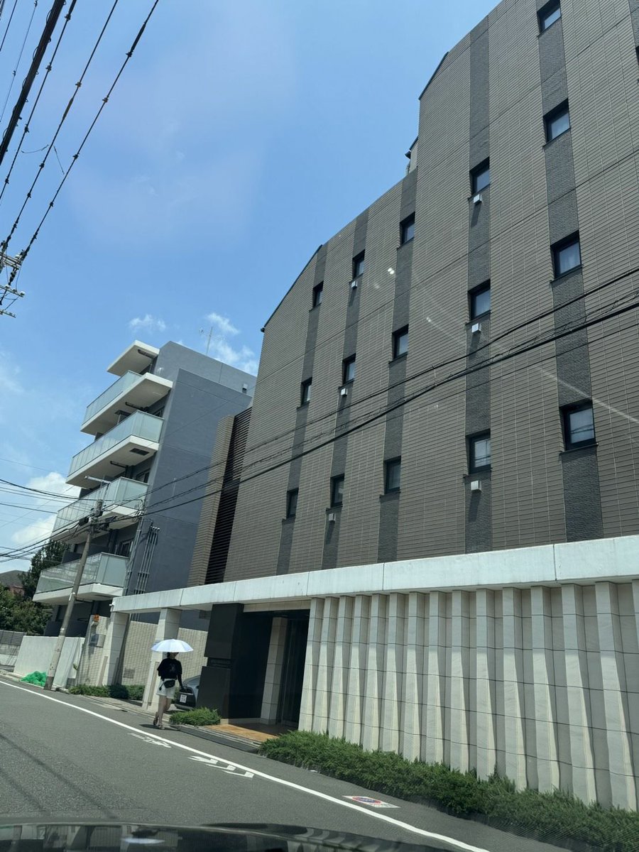 CW2wuk's tweet photo. 【長田篤史！出てこい！】

うちの弁護士が内容証明を何度か送っていますが、一度も返送されてきていません。

本人かどうかは確認出来ませんが、誰かが受け取っている事は間違いないでしょう。

長田篤史の奥さんは、こいつが詐欺師だと知ってるのか？

人から騙しとったお金で食べる飯は旨いですか？ https://t.co/RQ9HW3VEV9