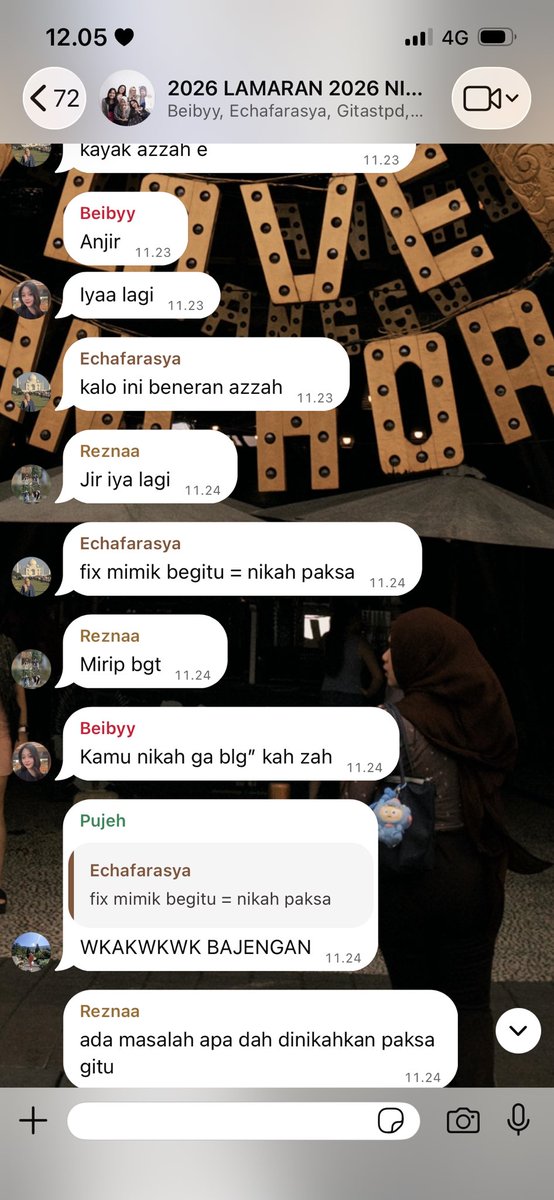azzahazizzah's tweet photo. tbtb difitnah nikah paksa bjirr wkwkwk tp gapapa ya Allah kabulkanlah tuduhan tmn-tmnku ini tapi yang bagian “nikah”nya aja yaAllah wkwkwkwk https://t.co/ypYkqPxodZ