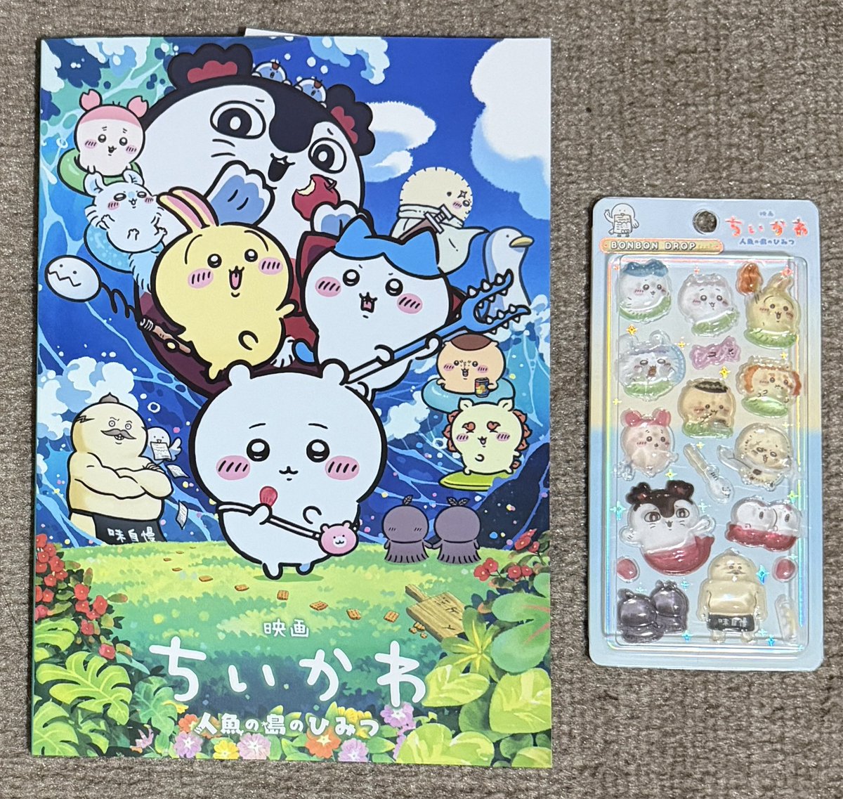 juko0725's tweet photo. 昨日、ちいかわの映画を観に行ってきた
帰り、スカイツリーのポップアップショップの整理券が取れたから、ヒトハフタバをお迎えしました🌱 https://t.co/N2U1893NST
